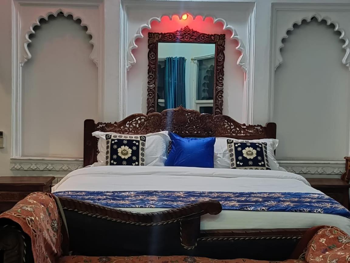 Hotel Aravali View Palace Удайпур Екстериор снимка