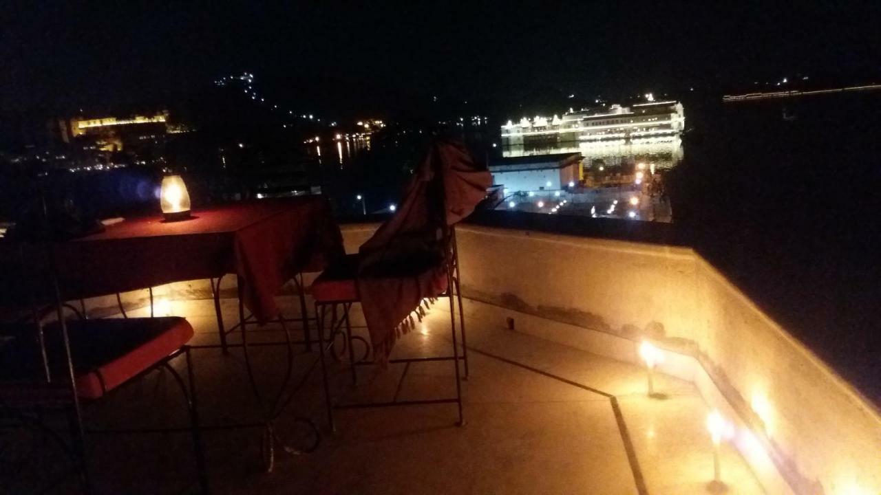 Hotel Aravali View Palace Удайпур Екстериор снимка